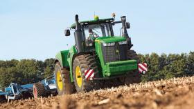 Тракторы John Deere: особенности актуальной модельной линейки 